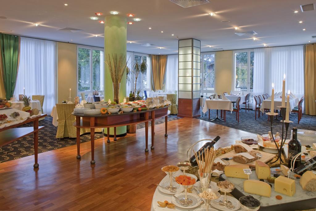 Hotel Metropol サース フェー エクステリア 写真